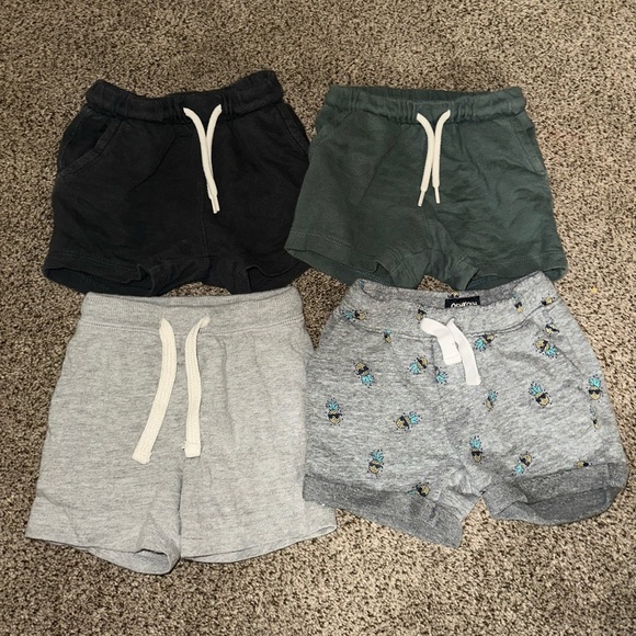 Old Navy Other - Kids Casual Shorts Set - Black, Green, Gray - 4 Pack